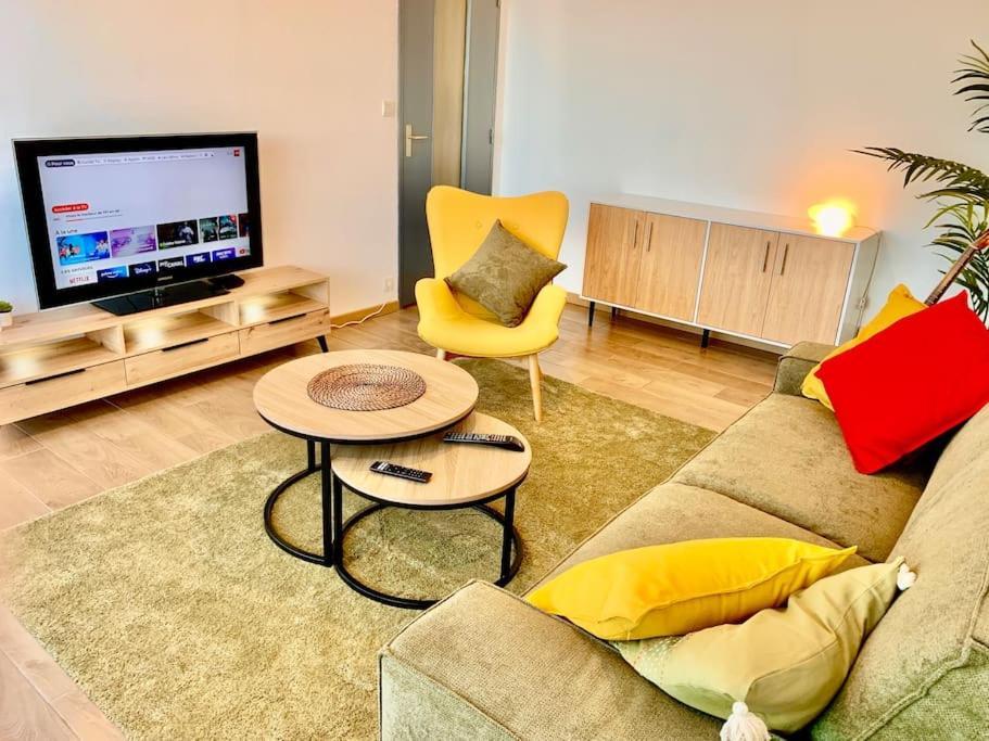 דירות מץ Lumineux Et Cosy, Avec Parking, 2 Mn Gare, 2Mn Muse, 5Mn Centre מראה חיצוני תמונה